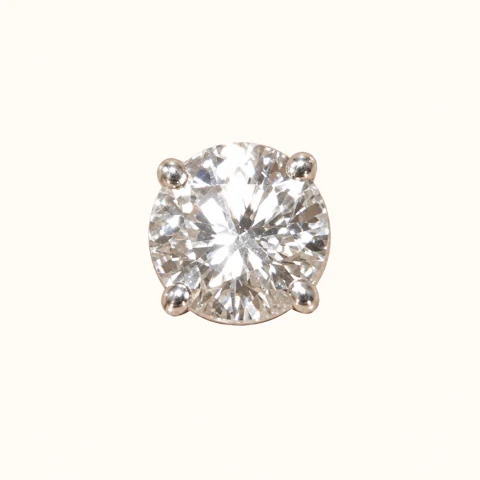 Brincos solitários de diamante